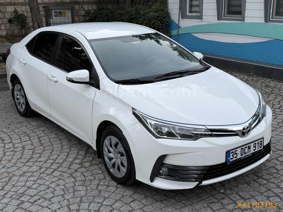 2016 COROLLA 1.4 D-4D TOUCH OTOMATİK DEĞİŞENSİZ