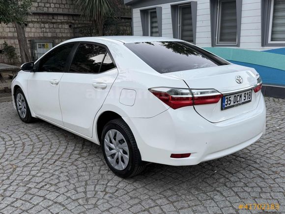 2016 COROLLA 1.4 D-4D TOUCH OTOMATİK DEĞİŞENSİZ