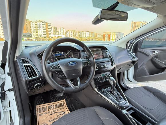2015 FOCUS 1.5 TDCI TITANIUM SUNROOF POWERSHIFT EMSALSİZ TEMİZLK