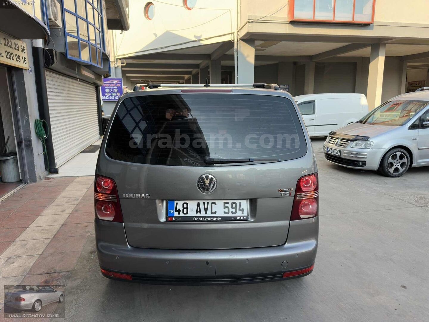 Galeriden Volkswagen Touran 1.4 TSi Highline 2009 Model İzmir 259.000 km Füme 7