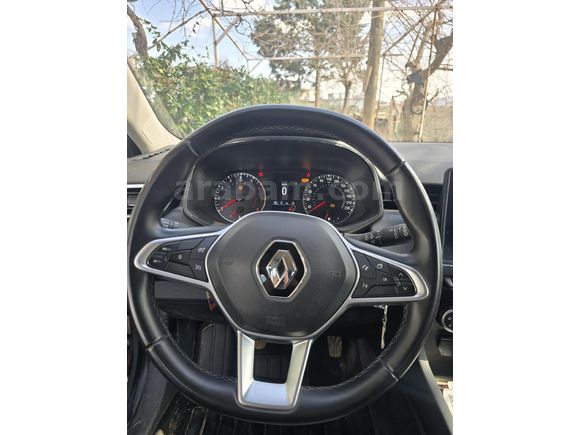 Sahibinden Renault Clio 1.0 TCe Touch 2023 Model