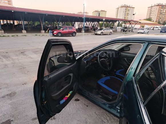 Sahibinden Hyundai Accent 1.5 GLS 1998 Model