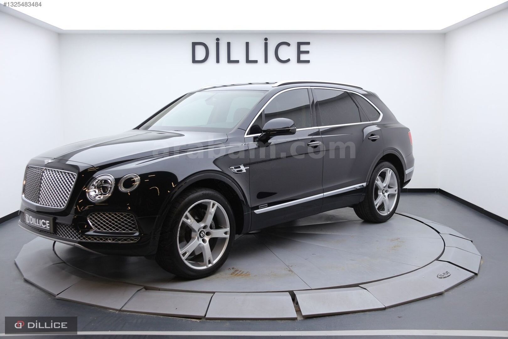Galeriden Bentley Bentayga 4.0 Diesel 2017 Model İstanbul 61.000 km Siyah 3