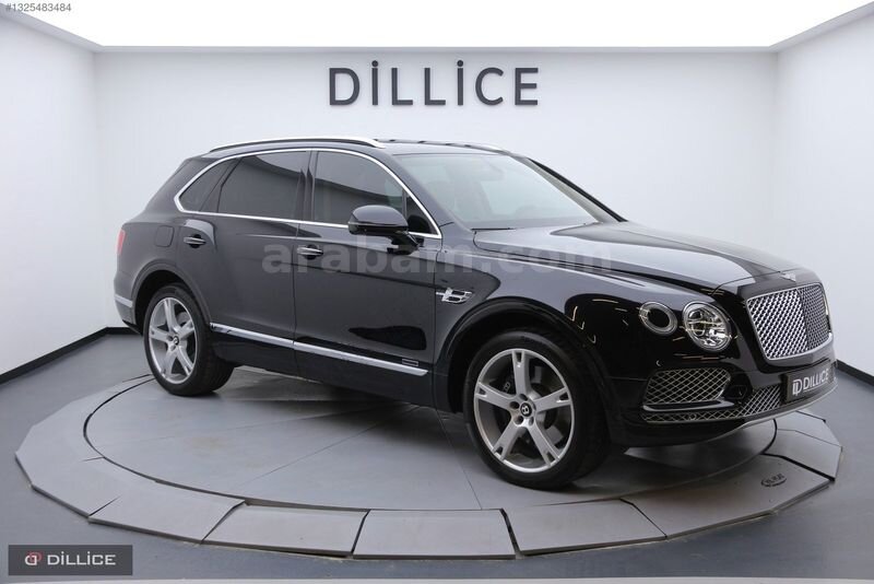 Galeriden Bentley Bentayga 4.0 Diesel 2017 Model İstanbul 61.000 km Siyah