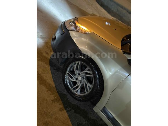 Sahibinden Citroen C4 1.6 SX 2005 Model  290.000 km Altın