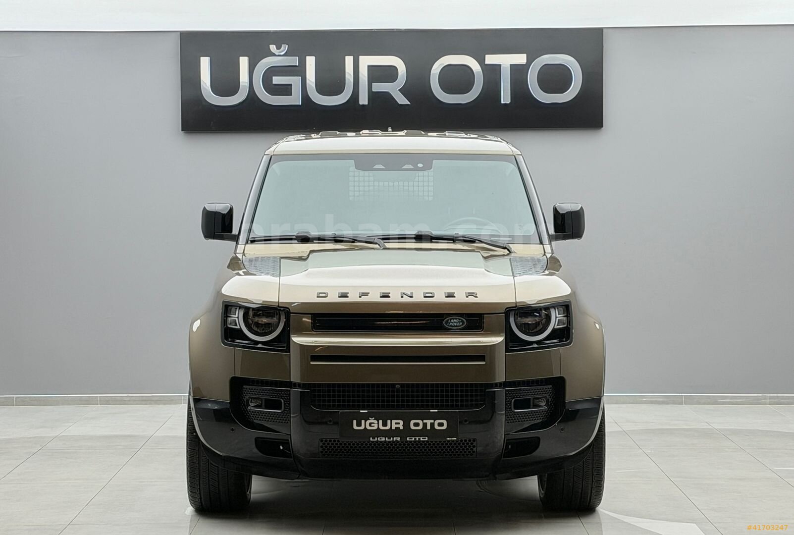 Galeriden Land Rover Defender 90 3.0 D 2023 Model İzmir 26.500 km Kahverengi 2