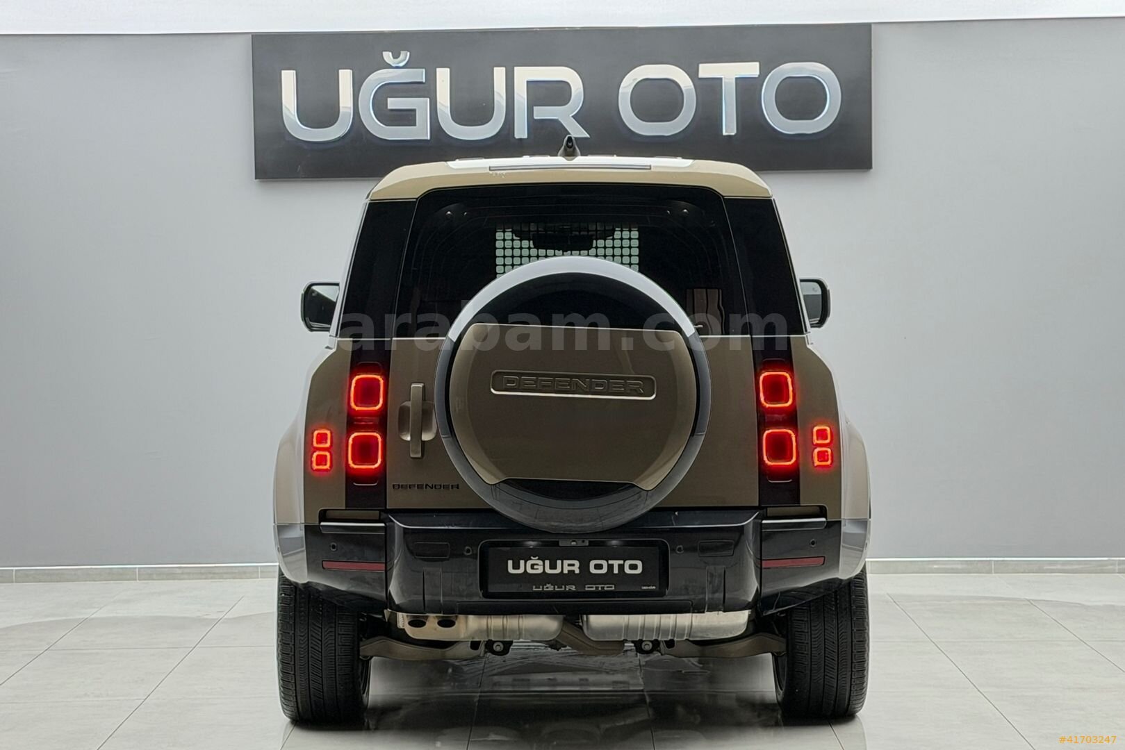 Galeriden Land Rover Defender 90 3.0 D 2023 Model İzmir 26.500 km Kahverengi 4