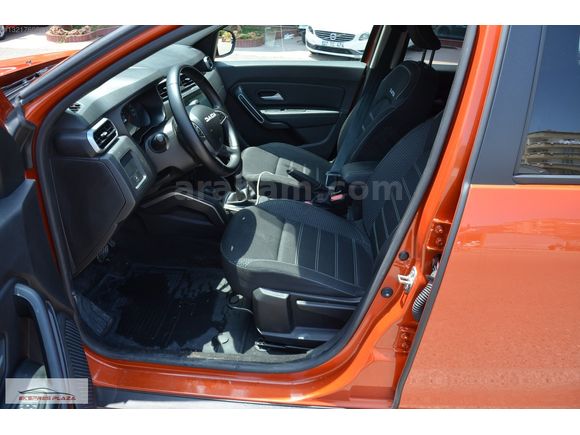 EKSPRES PLAZA'DAN 2023 DACİA DUSTER 1.3 TCE JOURNEY