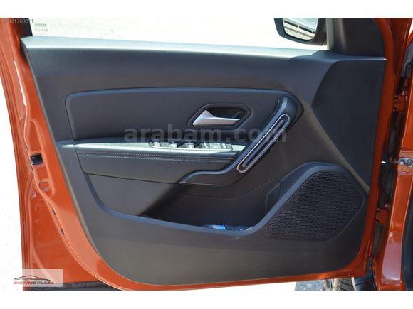 EKSPRES PLAZA'DAN 2023 DACİA DUSTER 1.3 TCE JOURNEY