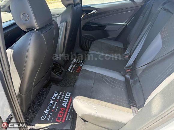 CEM AUTO'DAN 2024 MODEL VOLKSWAGEN ID.4 PURE HATASIZ BOYASIZ