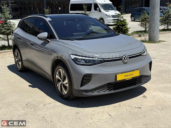 CEM AUTO'DAN 2024 MODEL VOLKSWAGEN ID.4 PURE HATASIZ BOYASIZ