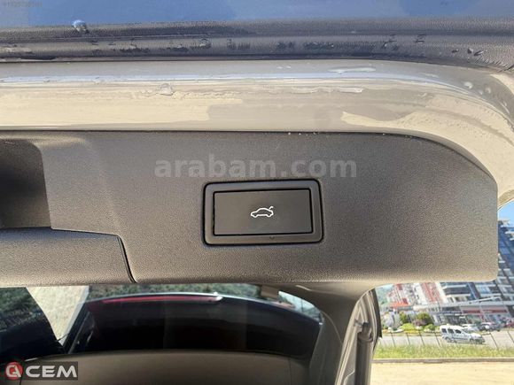 CEM AUTO'DAN 2024 MODEL VOLKSWAGEN ID.4 PURE HATASIZ BOYASIZ