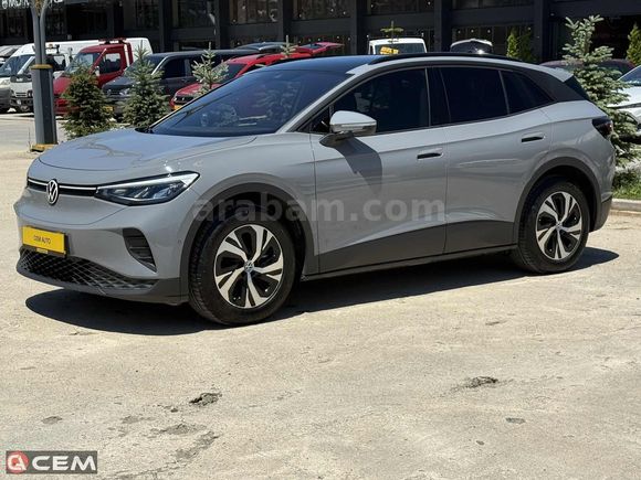 CEM AUTO'DAN 2024 MODEL VOLKSWAGEN ID.4 PURE HATASIZ BOYASIZ