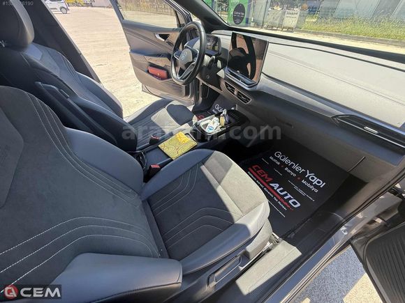 CEM AUTO'DAN 2024 MODEL VOLKSWAGEN ID.4 PURE HATASIZ BOYASIZ