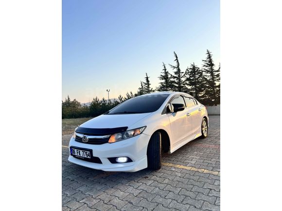 Sahibinden Honda Civic 1.6i VTEC Eco Elegance 2012 Model 