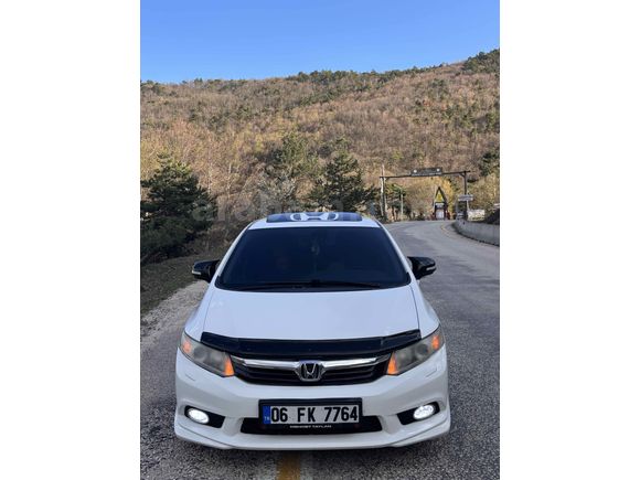Sahibinden Honda Civic 1.6i VTEC Eco Elegance 2012 Model 