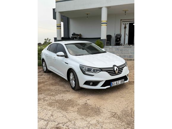 Galeriden Renault Megane 1.5 dCi Touch Plus 2016 Model Şanlıurfa