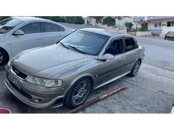 Sahibinden Opel Vectra 2.0 CD temiz 1997 Model