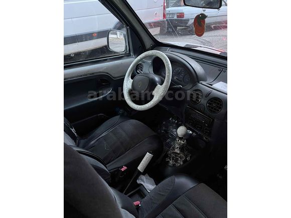 Sahibinden Renault Kangoo 1.9 D 2000 Model 