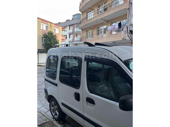 Sahibinden Renault Kangoo 1.9 D 2000 Model 