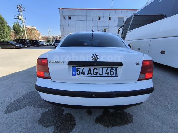 Sahibinden Volkswagen Passat 1.8 Basic 1999 Model