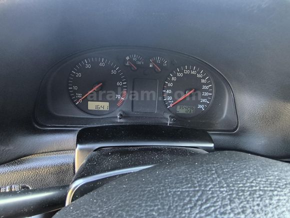 Sahibinden Volkswagen Passat 1.8 Basic 1999 Model
