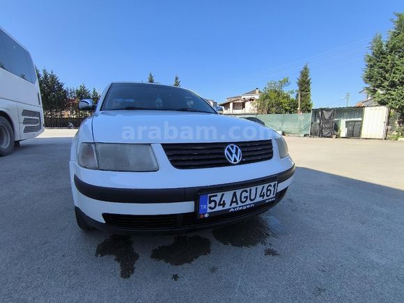 Sahibinden Volkswagen Passat 1.8 Basic 1999 Model