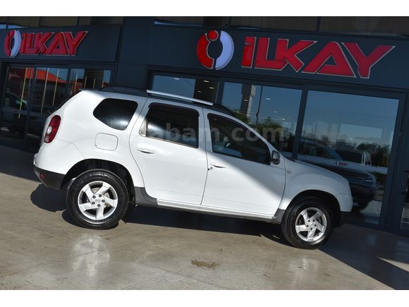 İLKAY'DAN 2011 DACİA DUSTER 1.5 DCİ 85 BG LAUREATE 254,000 KM'DE