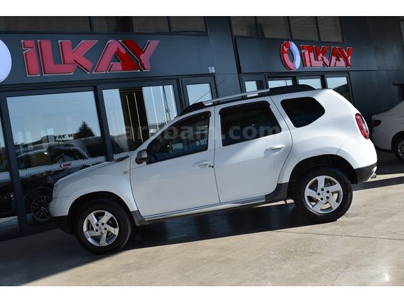 İLKAY'DAN 2011 DACİA DUSTER 1.5 DCİ 85 BG LAUREATE 254,000 KM'DE