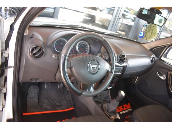 İLKAY'DAN 2011 DACİA DUSTER 1.5 DCİ 85 BG LAUREATE 254,000 KM'DE