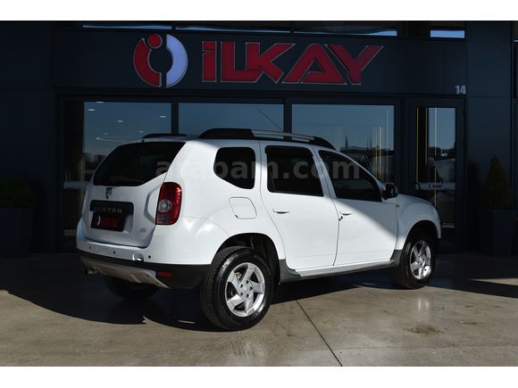 İLKAY'DAN 2011 DACİA DUSTER 1.5 DCİ 85 BG LAUREATE 254,000 KM'DE