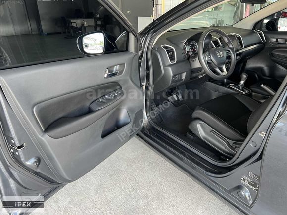 _İPEK_HATA BOYA TRAMER YOK-2024-45BİNDE-EXECUTİVE-OTOMATİK-121HP
