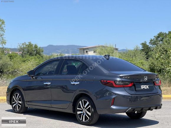 _İPEK_HATA BOYA TRAMER YOK-2024-45BİNDE-EXECUTİVE-OTOMATİK-121HP