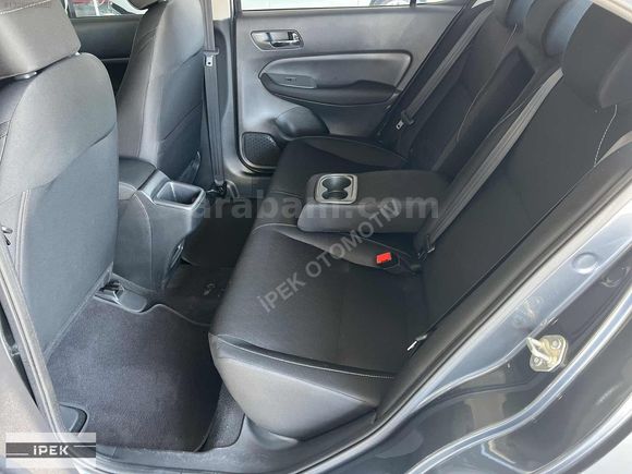 _İPEK_HATA BOYA TRAMER YOK-2024-45BİNDE-EXECUTİVE-OTOMATİK-121HP