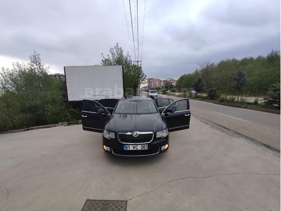 Sahibinden Skoda SuperB 1.6 TDI Elegance 2012 Model