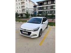 Sahibinden Hyundai i20 1.4 CRDi Style 2015 Model 