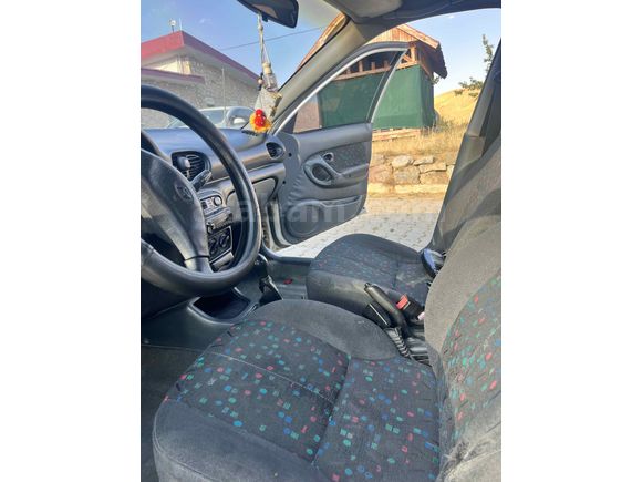 Sahibinden Hyundai Accent 1.5 GLS  klimalı 1999 Model 