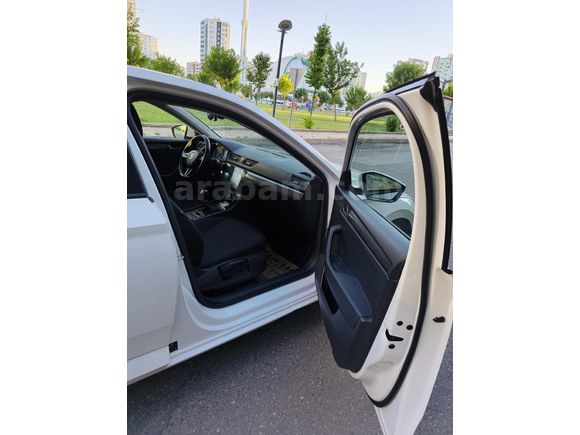 Sahibinden Skoda SuperB 1.6 TDI Active 2017 Model