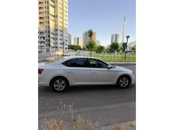 Sahibinden Skoda SuperB 1.6 TDI Active 2017 Model