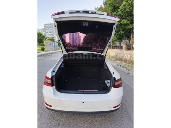 Sahibinden Skoda SuperB 1.6 TDI Active 2017 Model