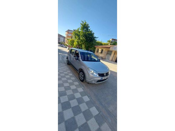 Sahibinden Dacia Sandero 1.2 Ambiance 2012 Model 
