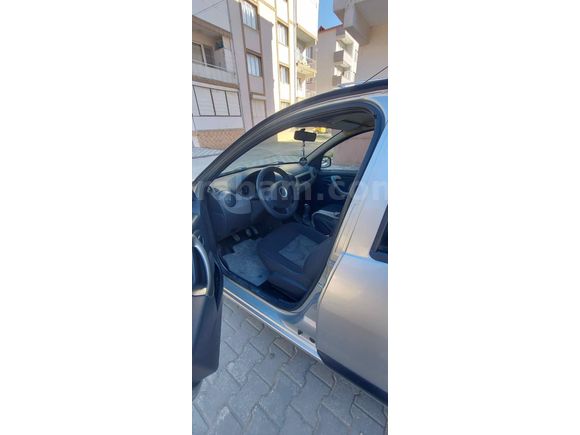 Sahibinden Dacia Sandero 1.2 Ambiance 2012 Model 