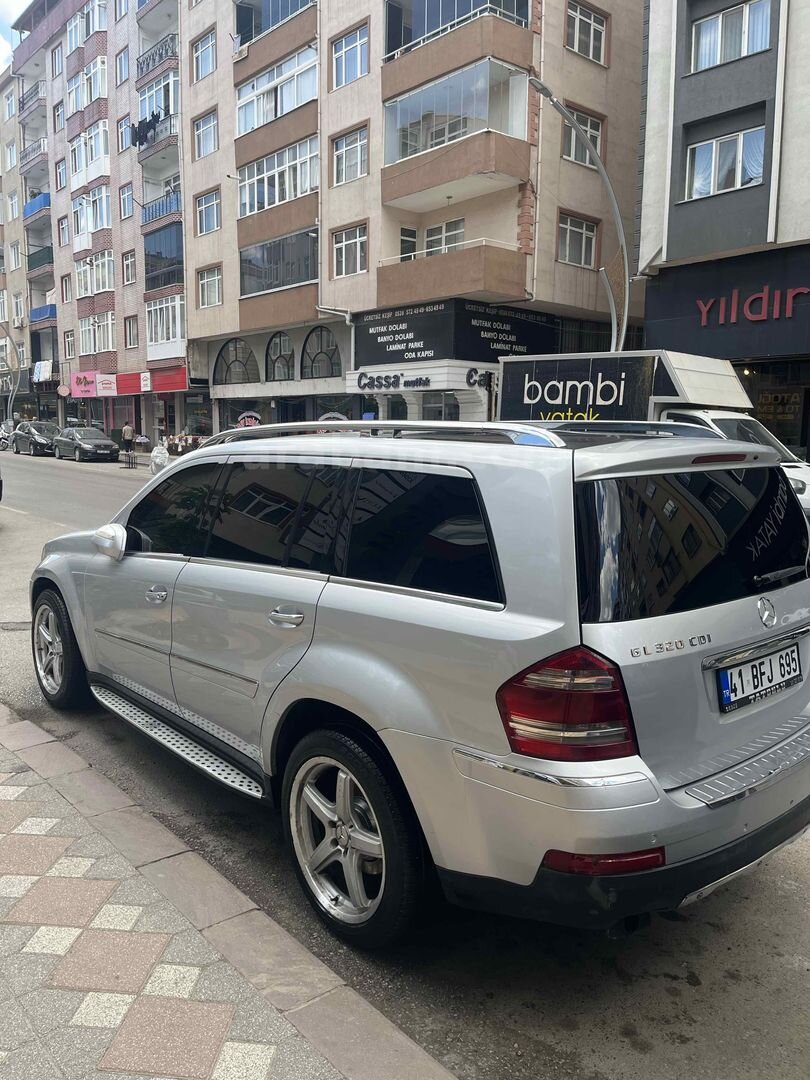 Galeriden Mercedes - Benz GL 320 CDI 2010 Model Kocaeli 4