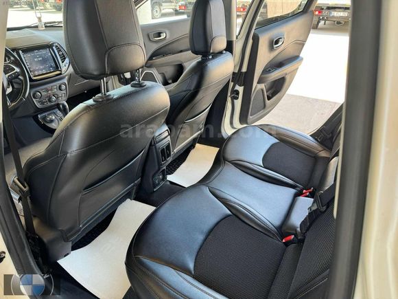 BOYASIZ.2020 ÇIKIŞLI JEEP COMPASS 1.4 LİMİTED 4*4 153000KM