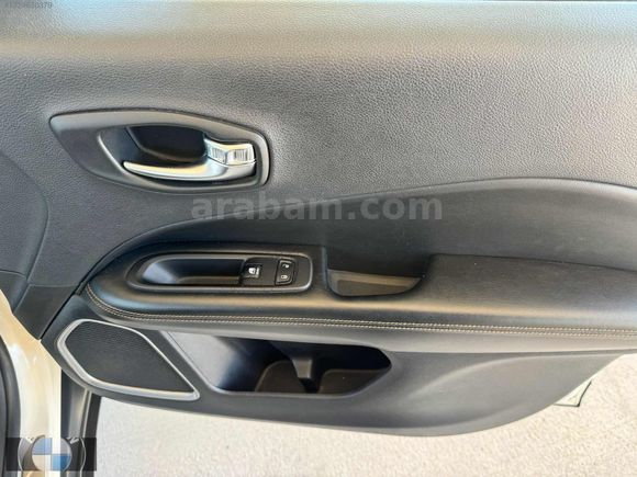 BOYASIZ.2020 ÇIKIŞLI JEEP COMPASS 1.4 LİMİTED 4*4 153000KM