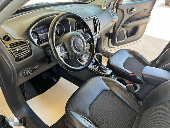 BOYASIZ.2020 ÇIKIŞLI JEEP COMPASS 1.4 LİMİTED 4*4 153000KM