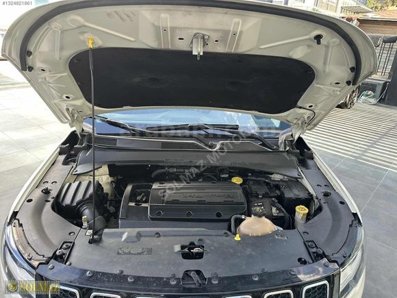SOLMAZ MOTORS 2018 JEEP COMPASS LİMİTED HATASIZ 4X4 59.000KM