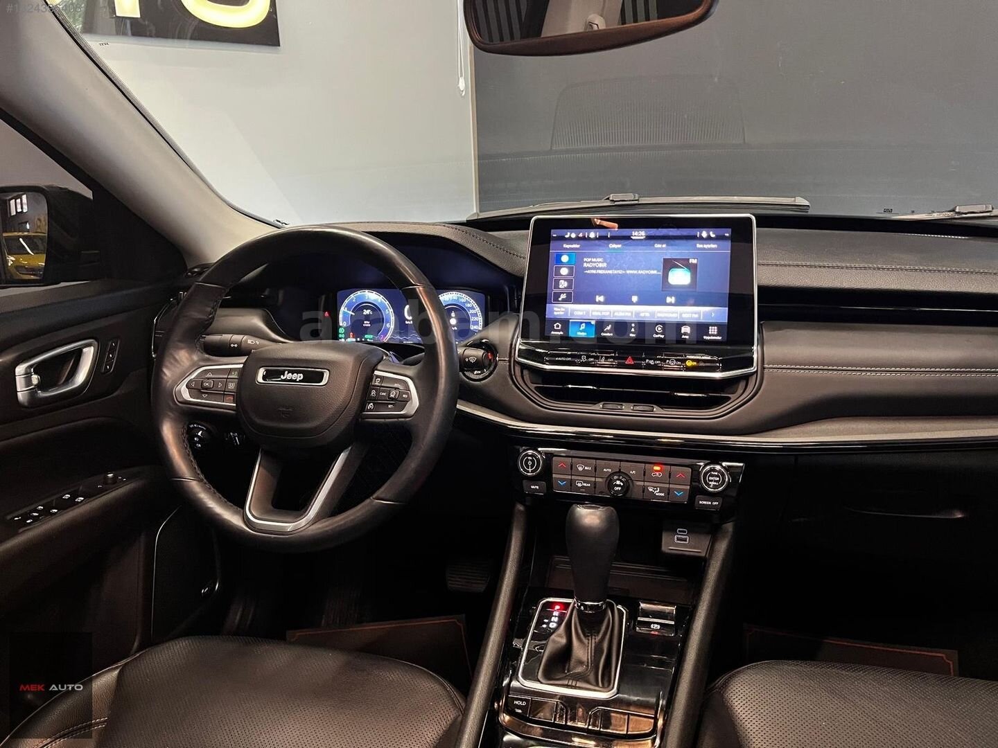 Galeriden Jeep Compass 1.5 Hybrid S Limited 2023 Model İstanbul 59.000 km Siyah 3