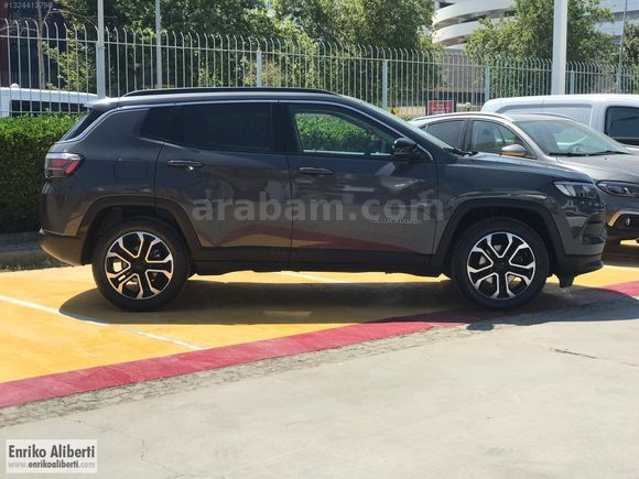 ENRİKO ALİBERTİ'den Jeep Compass 1.5 e-Hybrid Limited 4x2