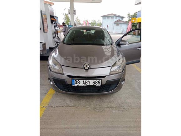 Sahibinden Renault Megane 1.5 dCi Dynamique 2010 Model 